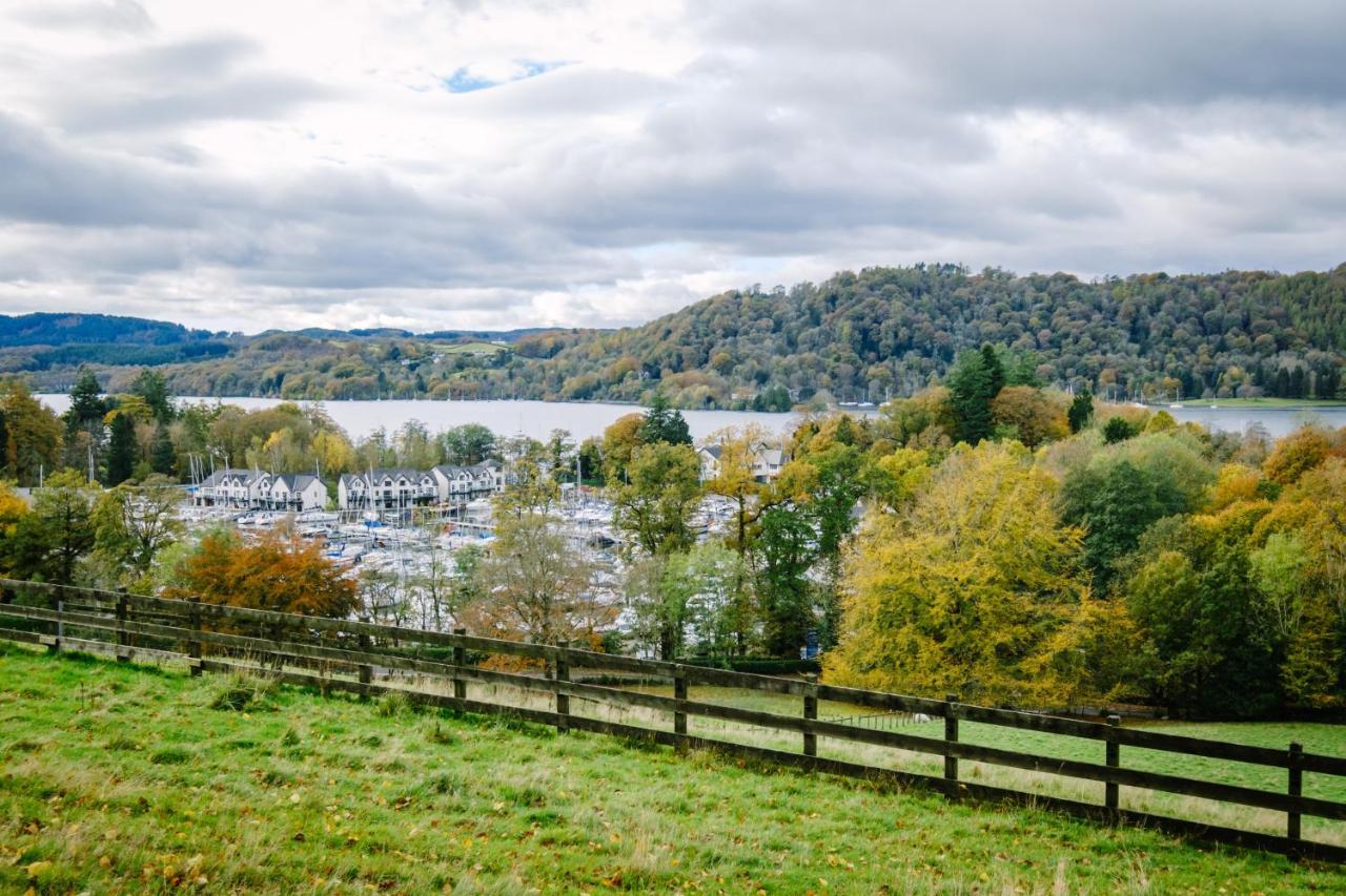 Stunning Cottage Grade 2 Listed With Parking And Hot Tub ボウネス＝オン＝ウィンダミア エクステリア 写真