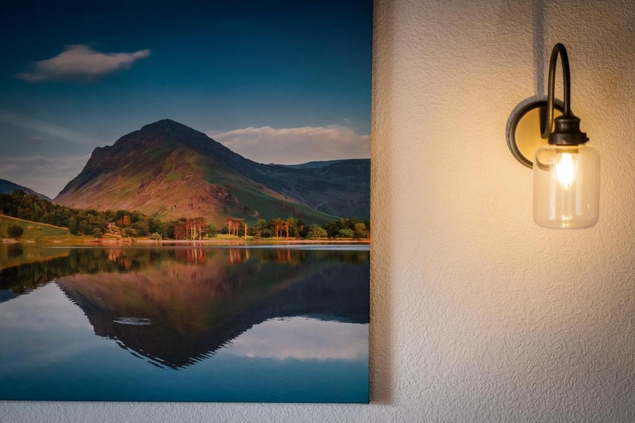 Stunning Cottage Grade 2 Listed With Parking And Hot Tub ボウネス＝オン＝ウィンダミア エクステリア 写真